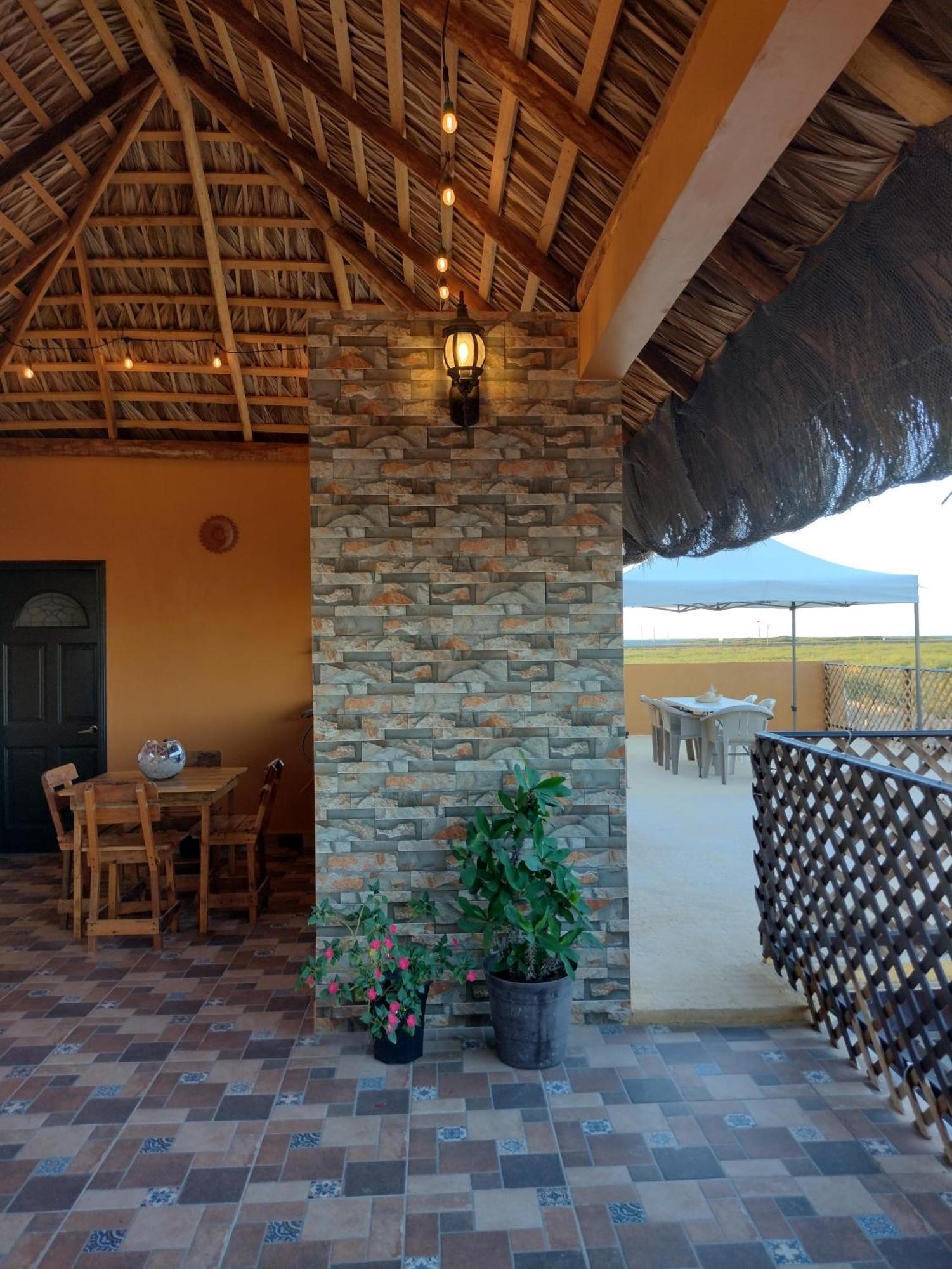 Hotel Prado'S Puerto San Carlos エクステリア 写真