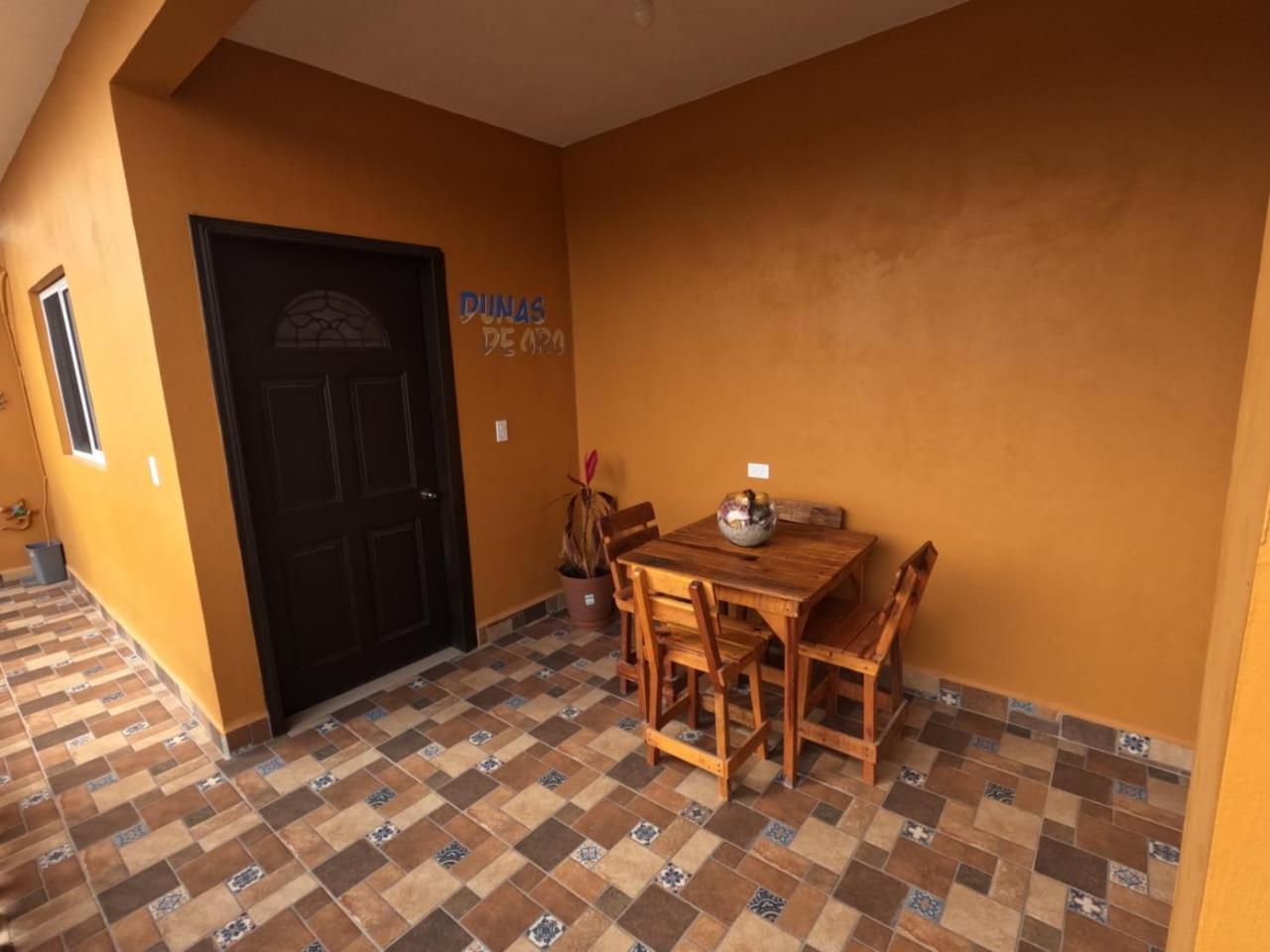 Hotel Prado'S Puerto San Carlos エクステリア 写真